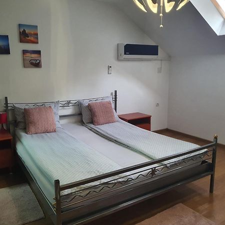 Ayana Central House Oradea Extérieur photo