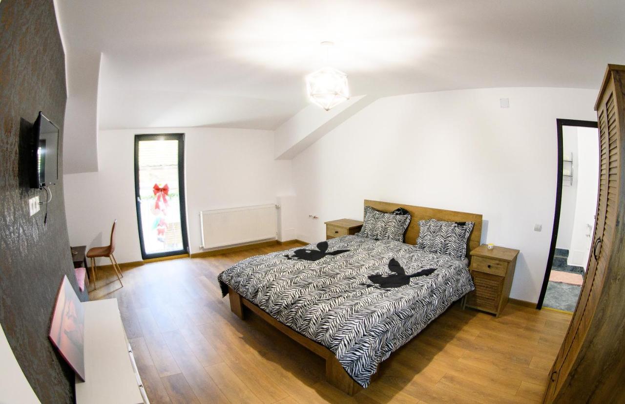 Ayana Central House Oradea Extérieur photo