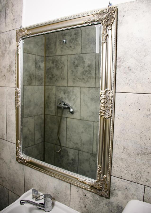 Ayana Central House Oradea Extérieur photo